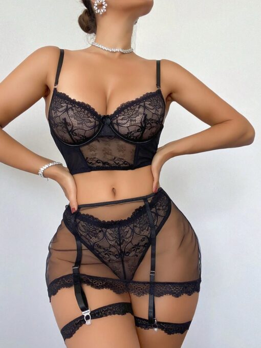 LACE KISS GARTER
